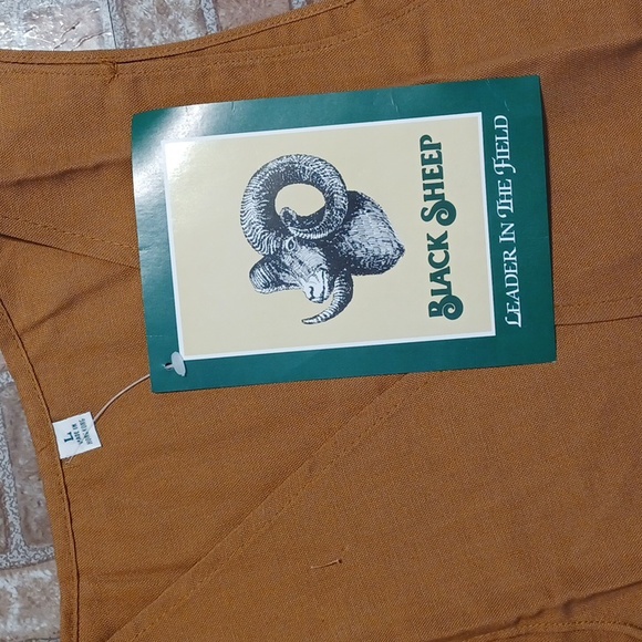 Black Sheep hunting vests feild vest and Blaze orange hunting vest with game bag - Picture 3 of 7